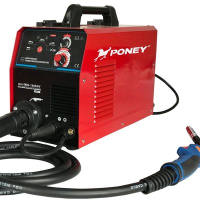 Soldadora sinérgica de Mig del arco del soldador 230V 110V del MIG de la garantía de 1 año
