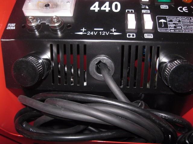 cargador de batería portátil de coche del arrancador del salto 12/24V CD-200/300/400